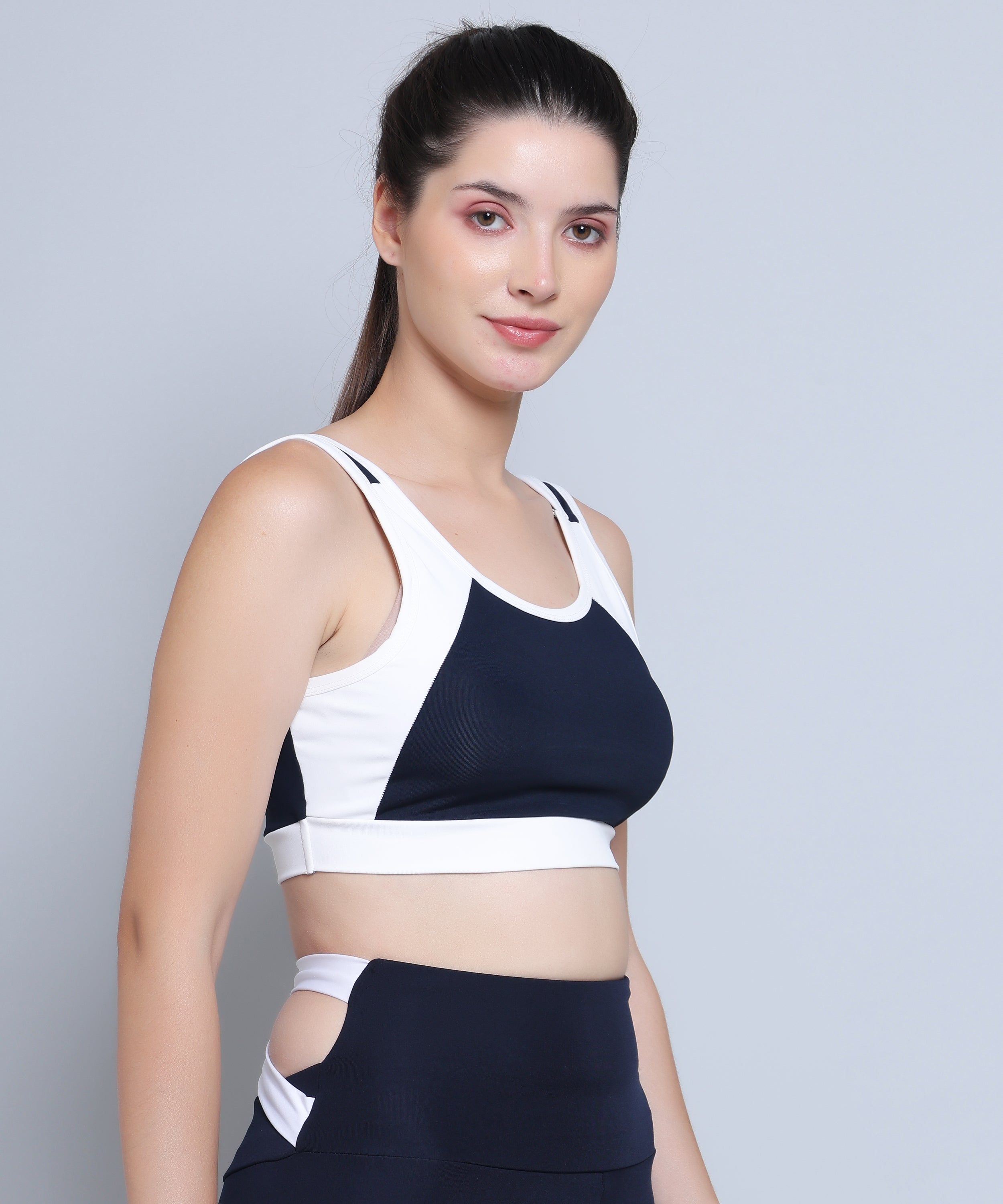 Megaska Women's Dry Fit Color Block Sports Bra for Gym, Yoga, and Everyday Wear - Versatile, Comfortable, and Stylish_NavyWhite