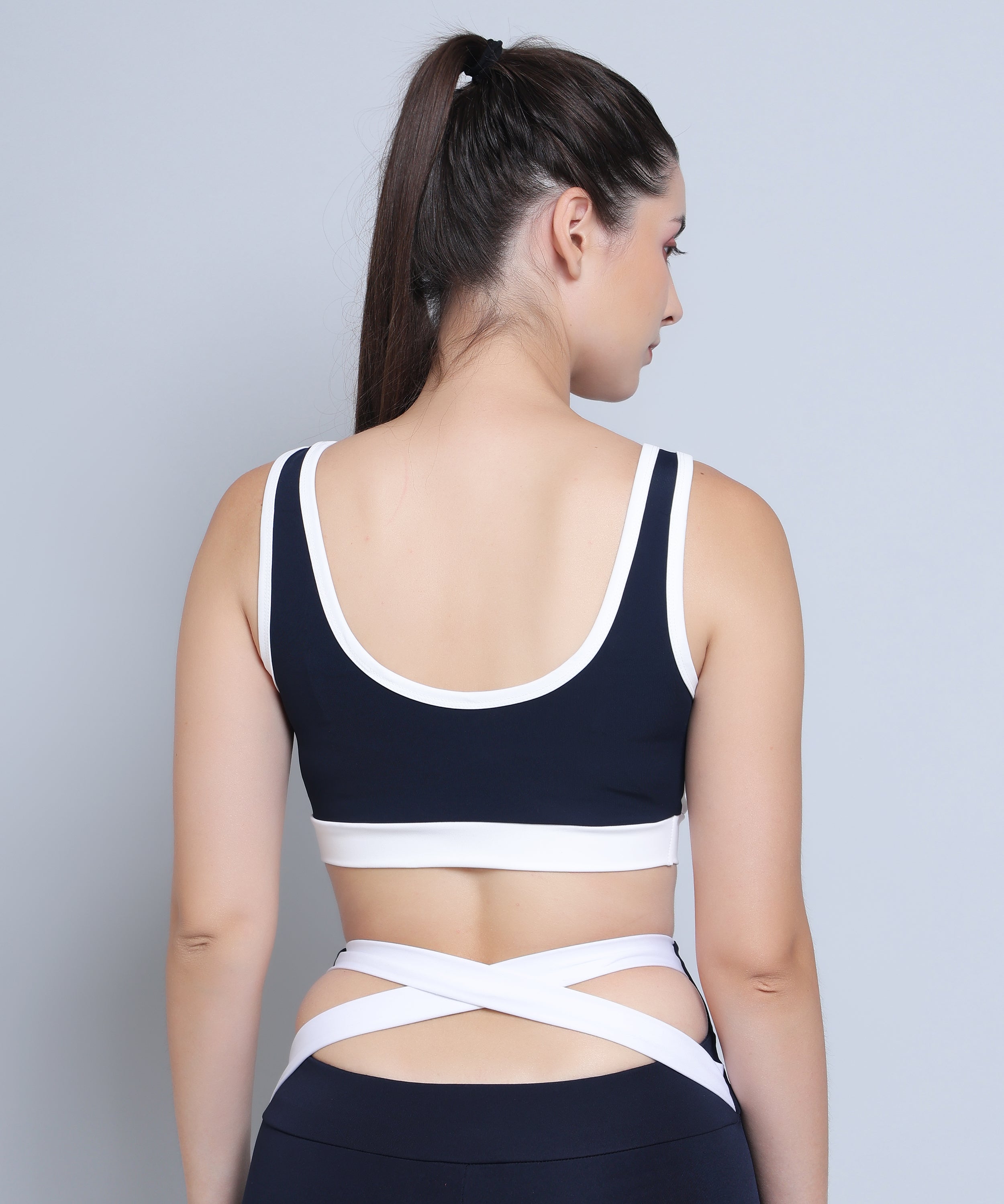 Megaska Women's Dry Fit Color Block Sports Bra for Gym, Yoga, and Everyday Wear - Versatile, Comfortable, and Stylish_NavyWhite